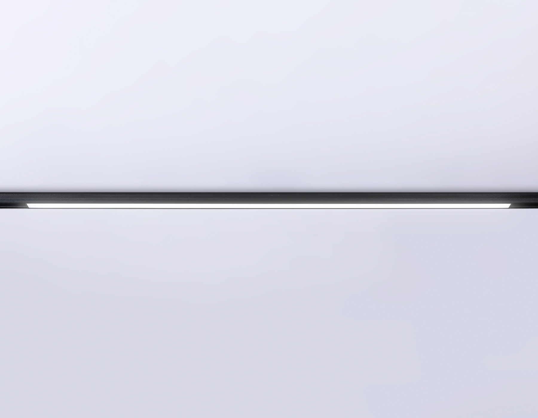 Светильник трековый Ambrella Magnetic GL4013 BK черный IP20 36W 4200K 48V 900*22*45