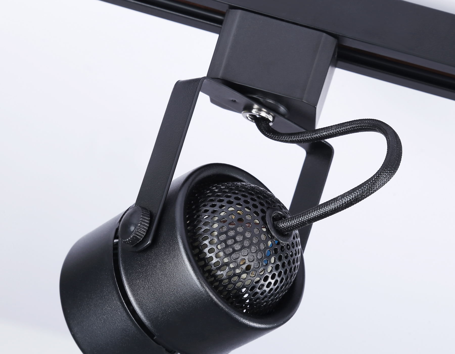 Трековый однофазный светильник со сменной лампой Ambrella GL5102 BK черный GU10 max 12W