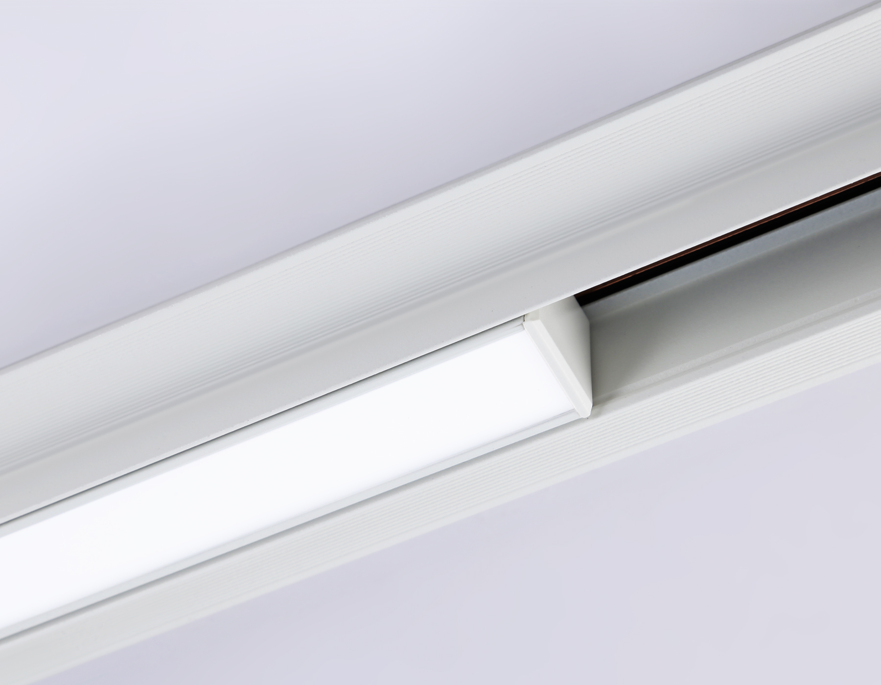 Светильник угловой Ambrella Magnetic GL3981 WH белый IP20 24W 4200K 48V 300*300*45