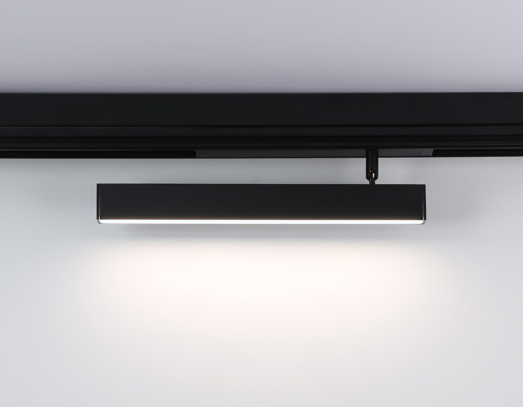 GL1332 BK черный IP20 18W 3000K-6400K 220V 120° 342*25*112 (Без ПДУ)