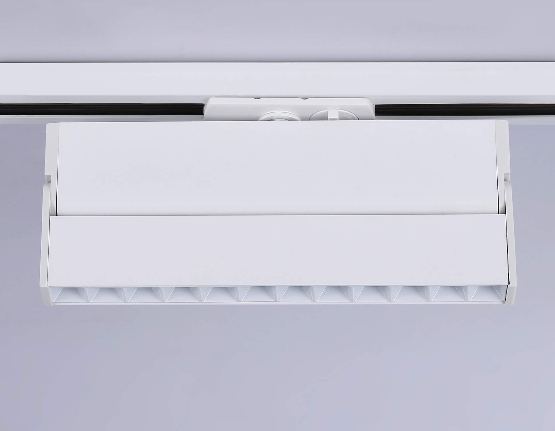 GL6816 WH белый LED 12W 4200K 24° 230*22*87