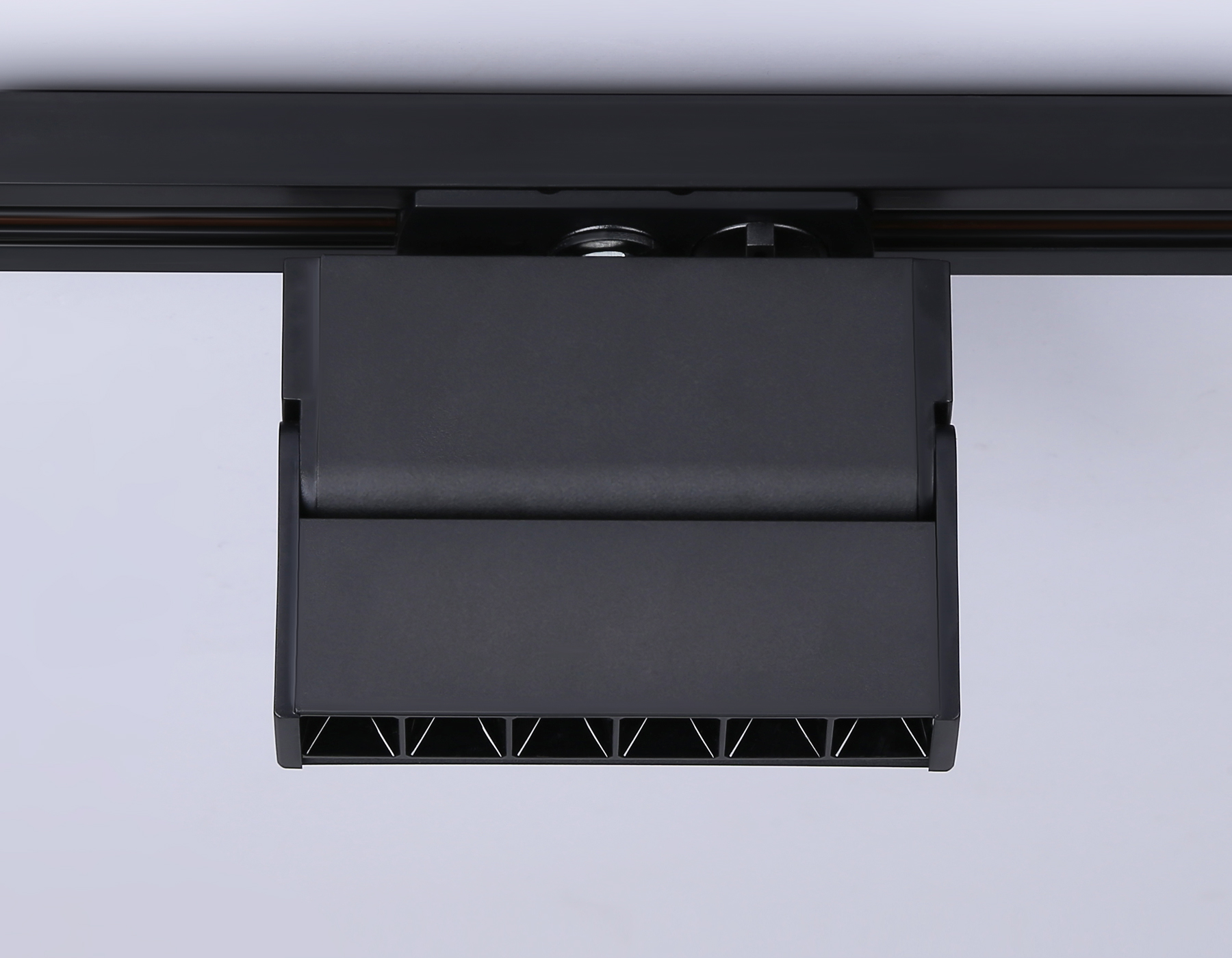 GL6813 BK черный LED 6W 3000K 24° 115*22*87