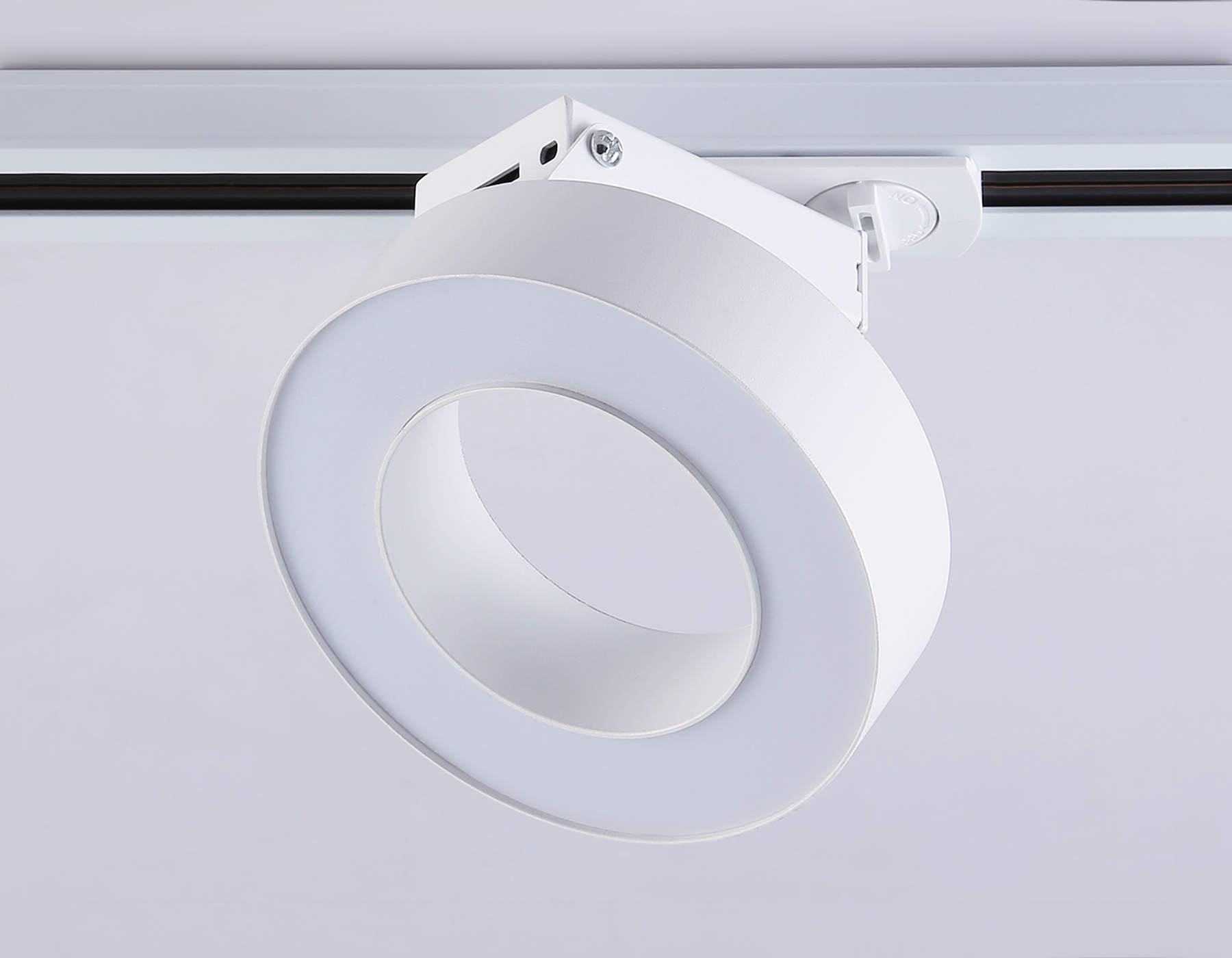 GL6866 WH белый LED 15W 4200K D115*80