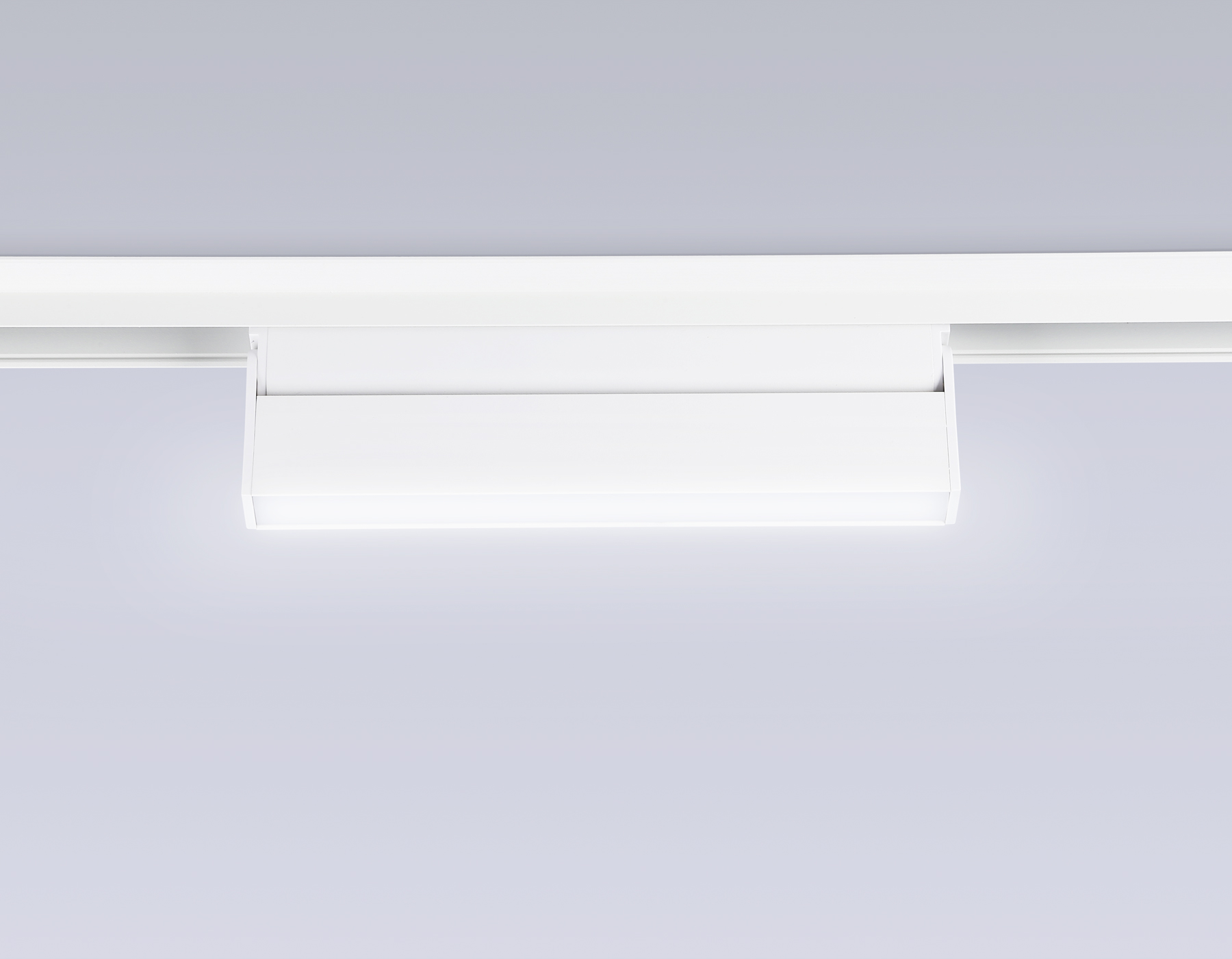 Светильник трековый Ambrella Magnetic GL4061 WH белый IP20 12W 4200K 48V 223*22*105