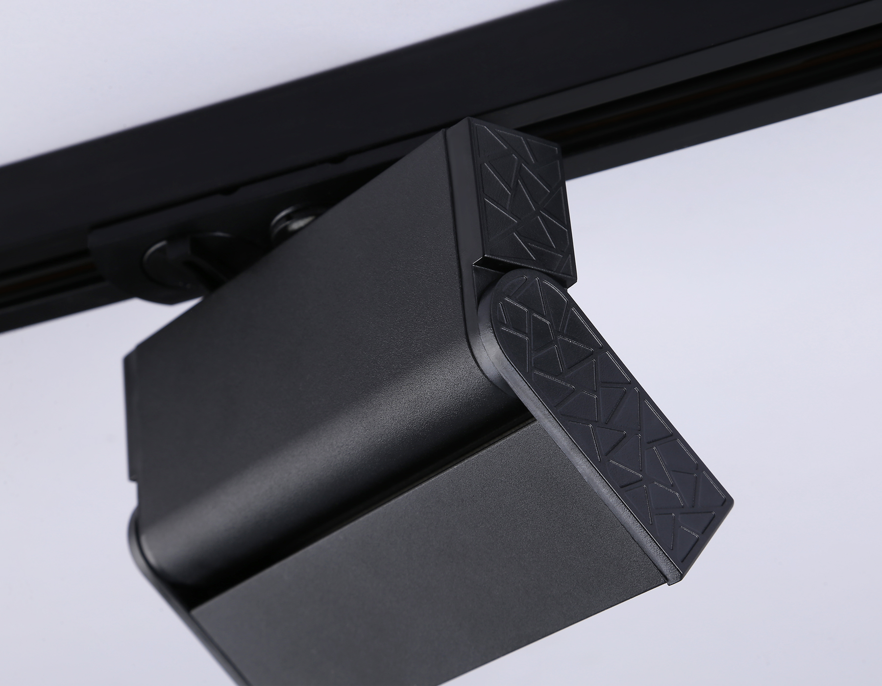 GL6813 BK черный LED 6W 3000K 24° 115*22*87