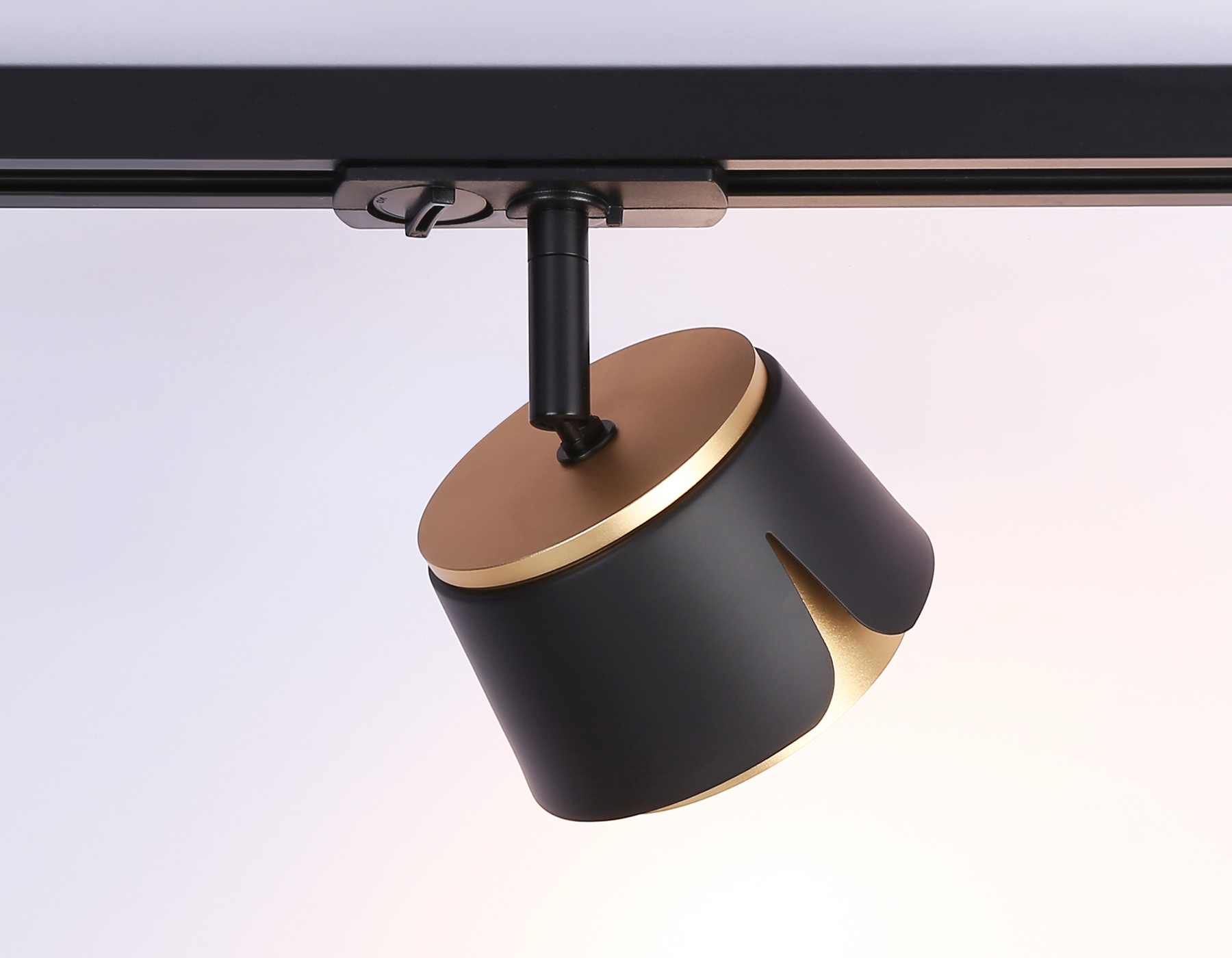 Трековый светильник Ambrella GL5344 BK/GD черный/золото GX53 D100*66