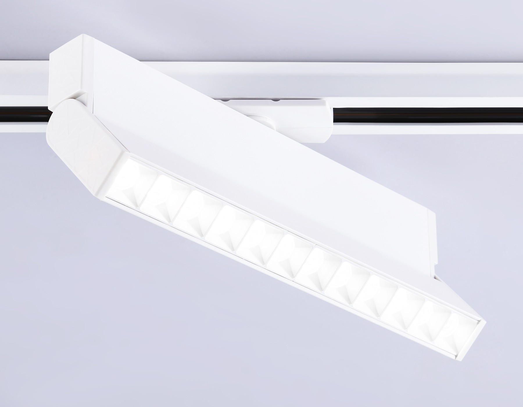 GL6816 WH белый LED 12W 4200K 24° 230*22*87